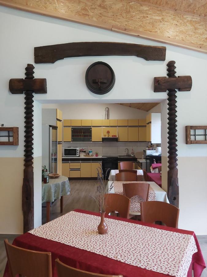 Glamping Naselje Zeleni Turizem Hotel Makole Exterior photo